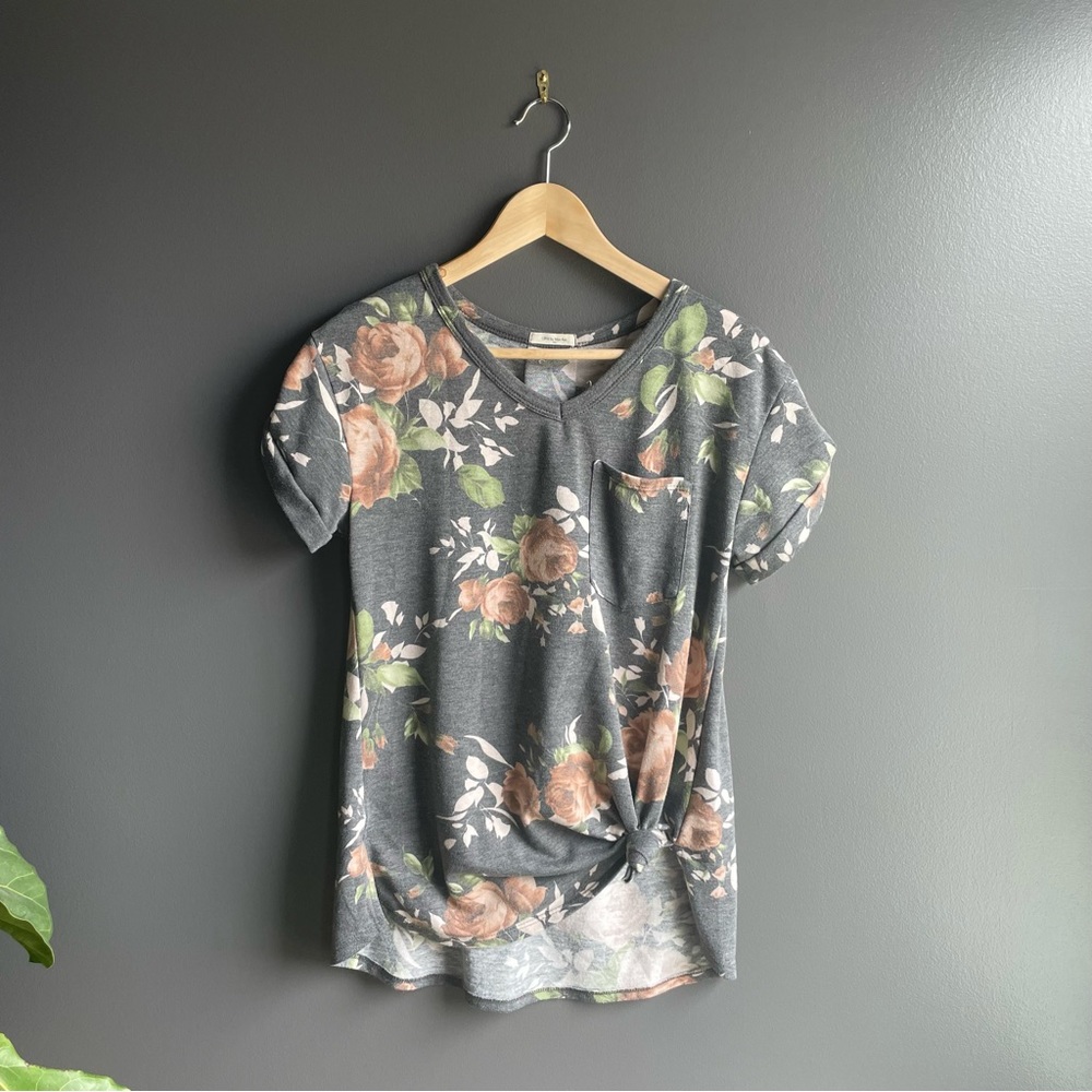 12PM by Mon Ami Gray Floral Tee Shirt Top With Front Pocket
